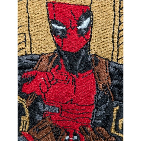 Marvel Deadpool King Hoodie Unisex Size XL Embroidered Crest Pullover Streetwear - Picture 3 of 10